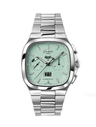Seventies Chronograph Panorama Date Turquoise / Bracelet