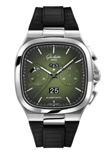 Seventies Chronograph Panorama Date Green / Rubber - Folding
