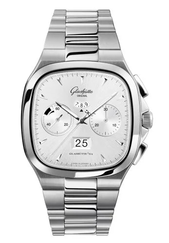 Seventies Chronograph Panorama Date Silver / Bracelet