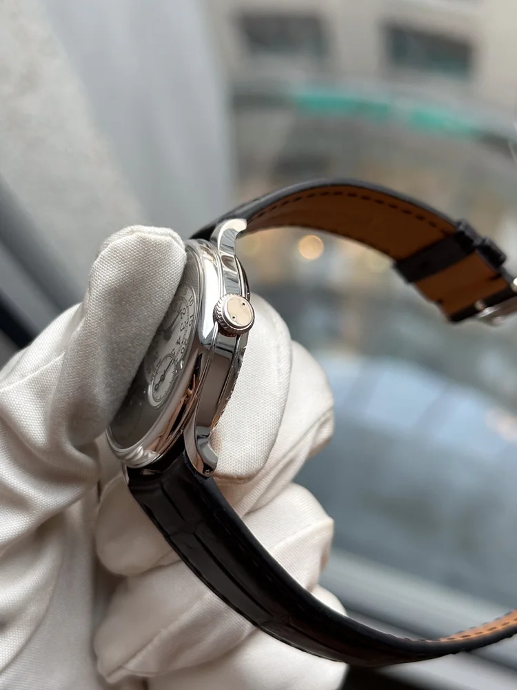 F.P.Journe Octa Lune Platinum 38mm Brass Movement Unique Patina Dial Box+Extract from the archives, image 1 F.P.Journe Octa Lune Platinum 38mm Brass Movement Unique Patina Dial Box+Extract from the archives, image 1