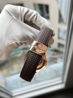 Patek Philippe Aquanaut, image 4 Patek Philippe Aquanaut, image 4