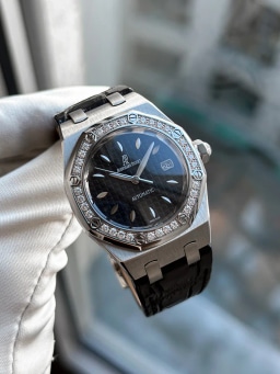 Audemars Piguet Royal Oak Lady 77321ST.ZZ.D002CR.01, image 1 Audemars Piguet Royal Oak Lady 77321ST.ZZ.D002CR.01, image 1