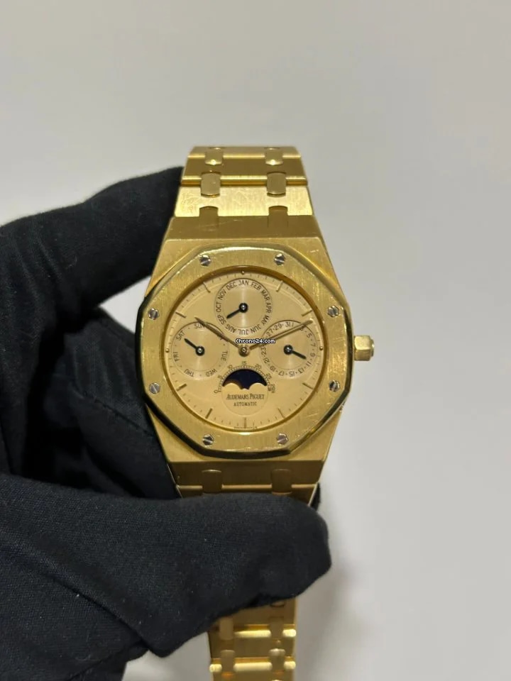 Watches image 1 Watches image 1