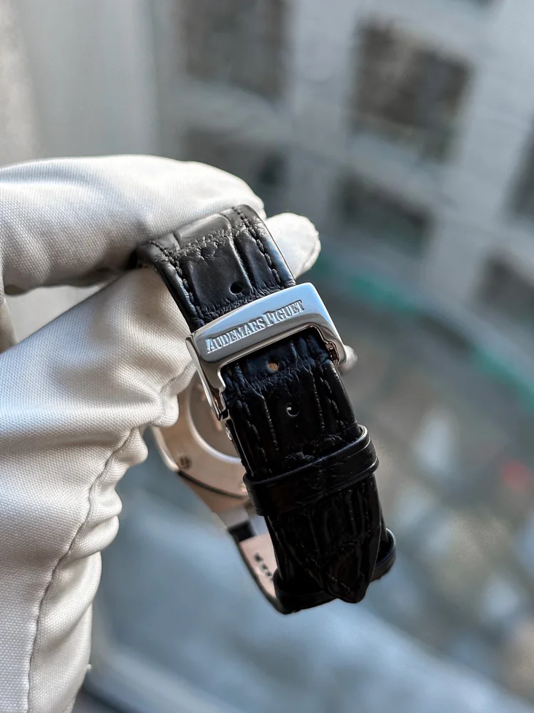 Audemars Piguet Royal Oak Lady 77321ST.ZZ.D002CR.01, image 4 Audemars Piguet Royal Oak Lady 77321ST.ZZ.D002CR.01, image 4