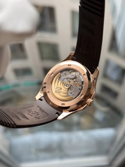 Patek Philippe Aquanaut, image 6 Patek Philippe Aquanaut, image 6