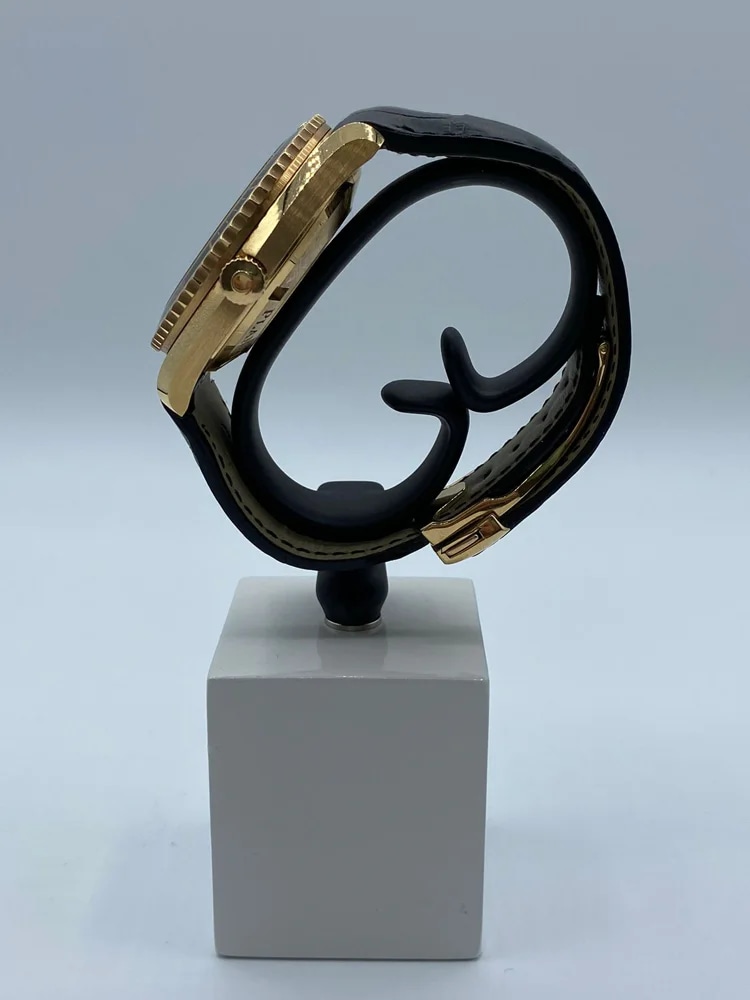 Omega Seamaster Planet Ocean, image 2 Omega Seamaster Planet Ocean, image 2